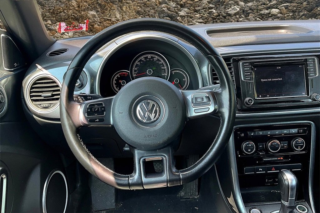 Used 2019 Volkswagen Beetle 2.0T SE image 5