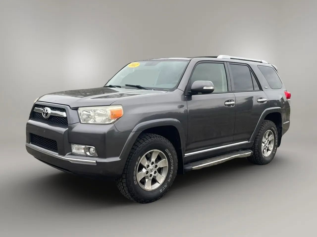 Used 2012 Toyota 4Runner SR5 w/ Convenience Pkg AWD/4WD image 2