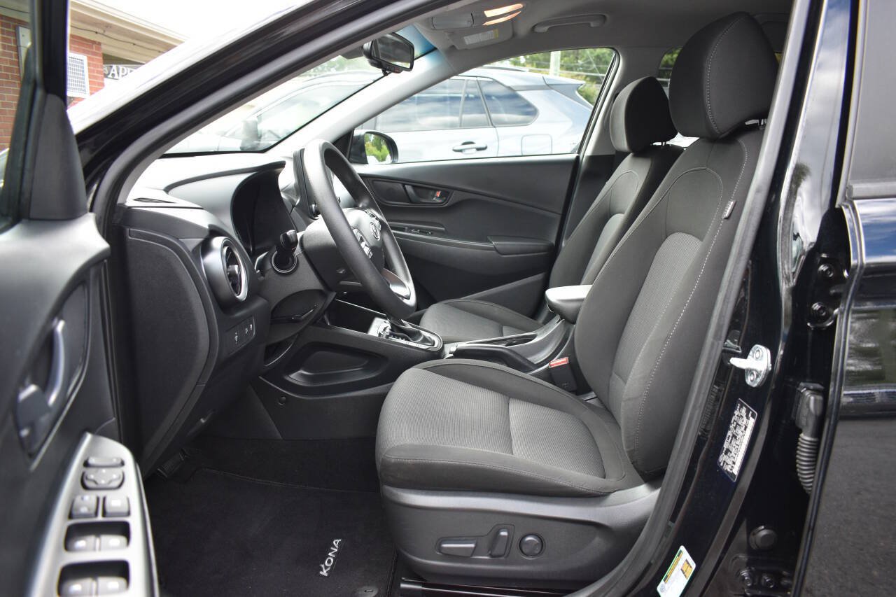 Used 2023 Hyundai Kona SEL FWD image 7