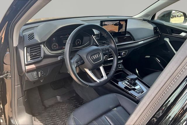 Used 2023 Audi Q5 2.0T Premium Plus w/ Premium Plus Package AWD/4WD image 13