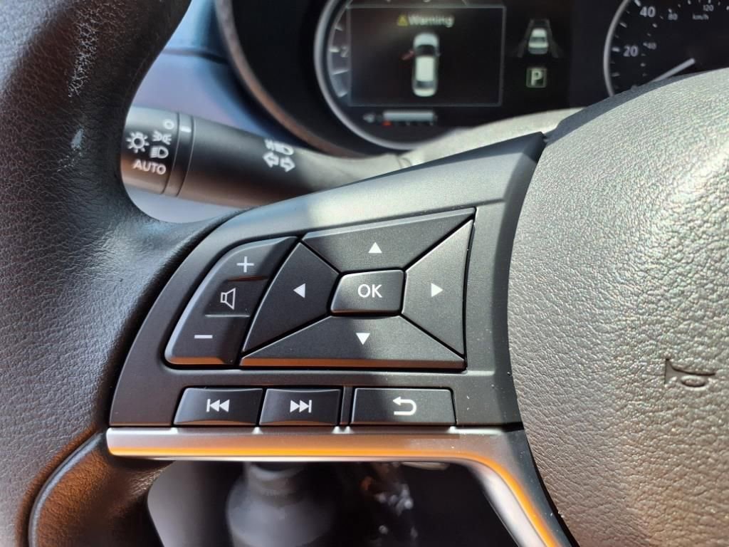 New 2025 Nissan Versa SV w/ Trunk Package image 20