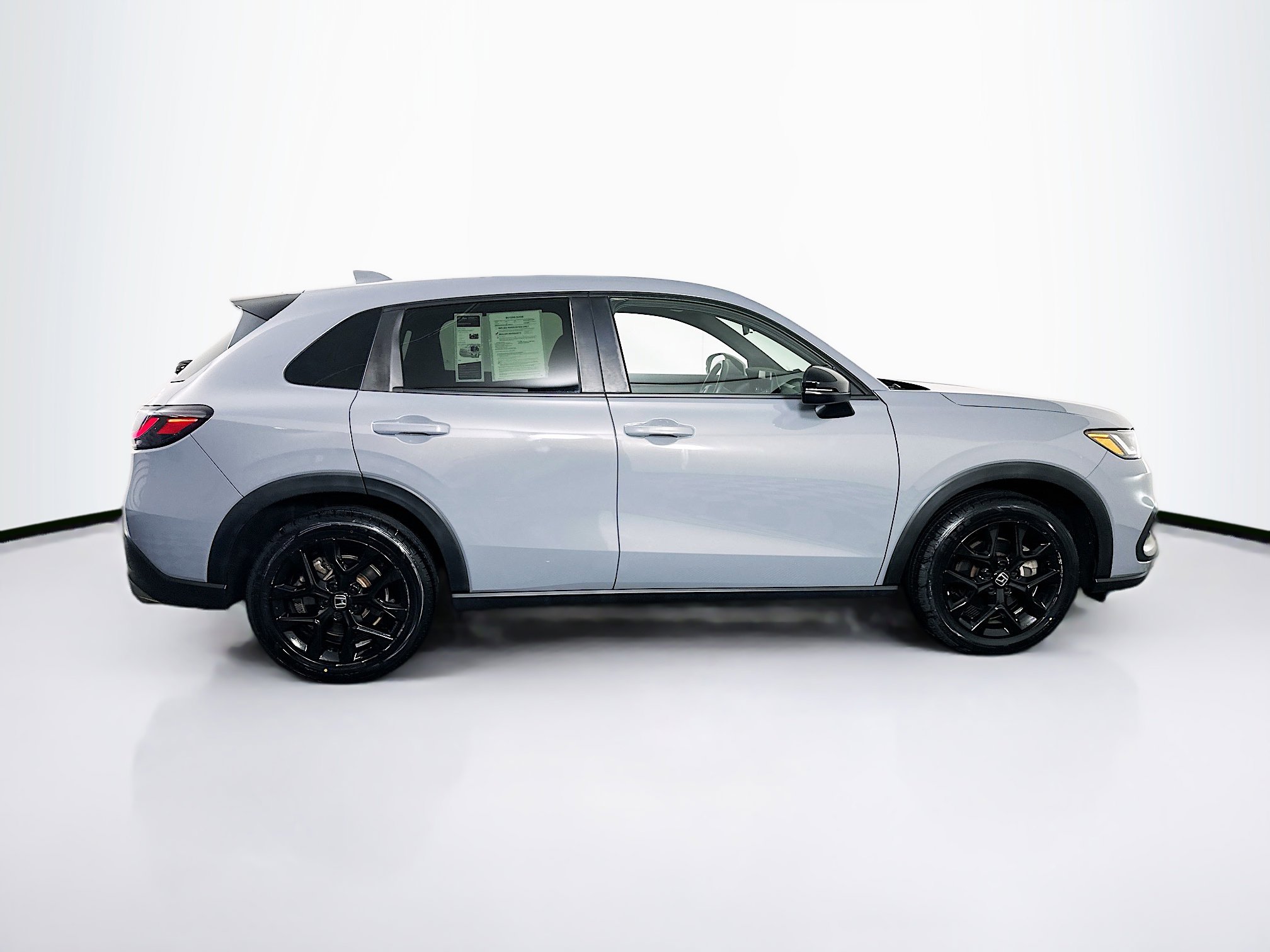 Used 2023 Honda HR-V Sport image 10