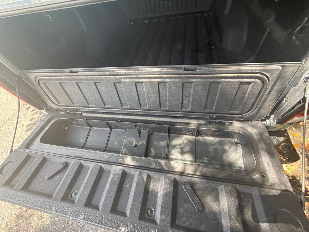 Used 2025 Chevrolet Colorado Trail Boss AWD/4WD image 36