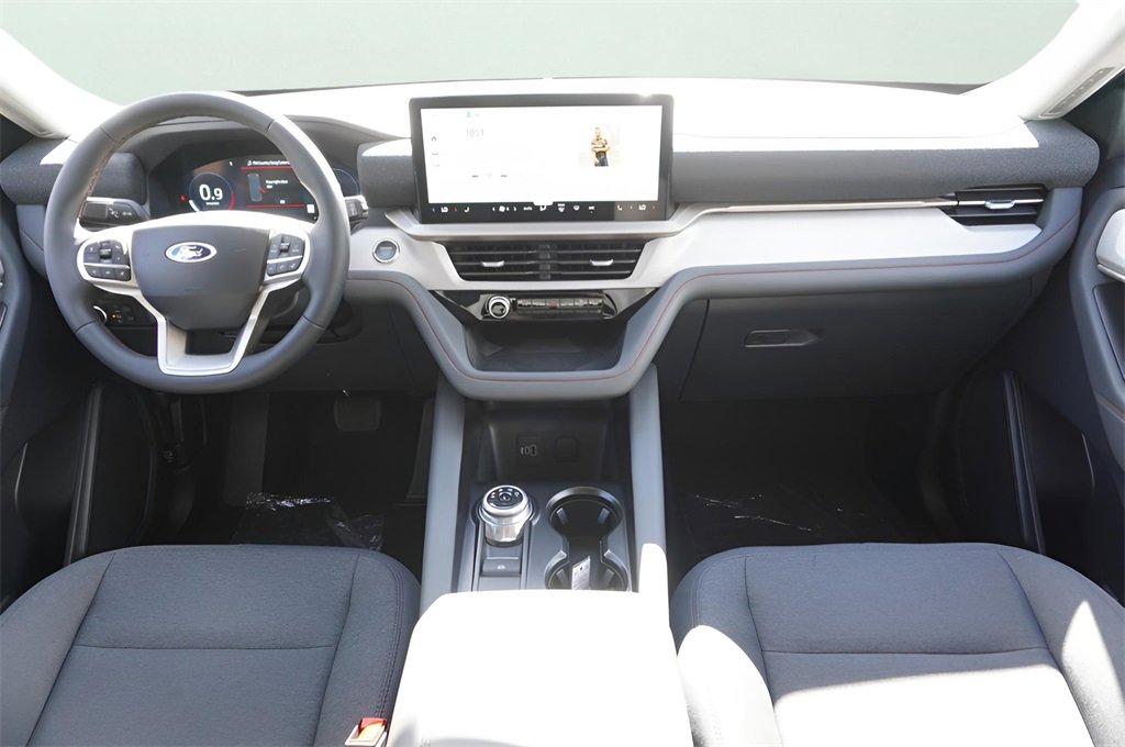 New 2026 Ford Explorer Active image 11