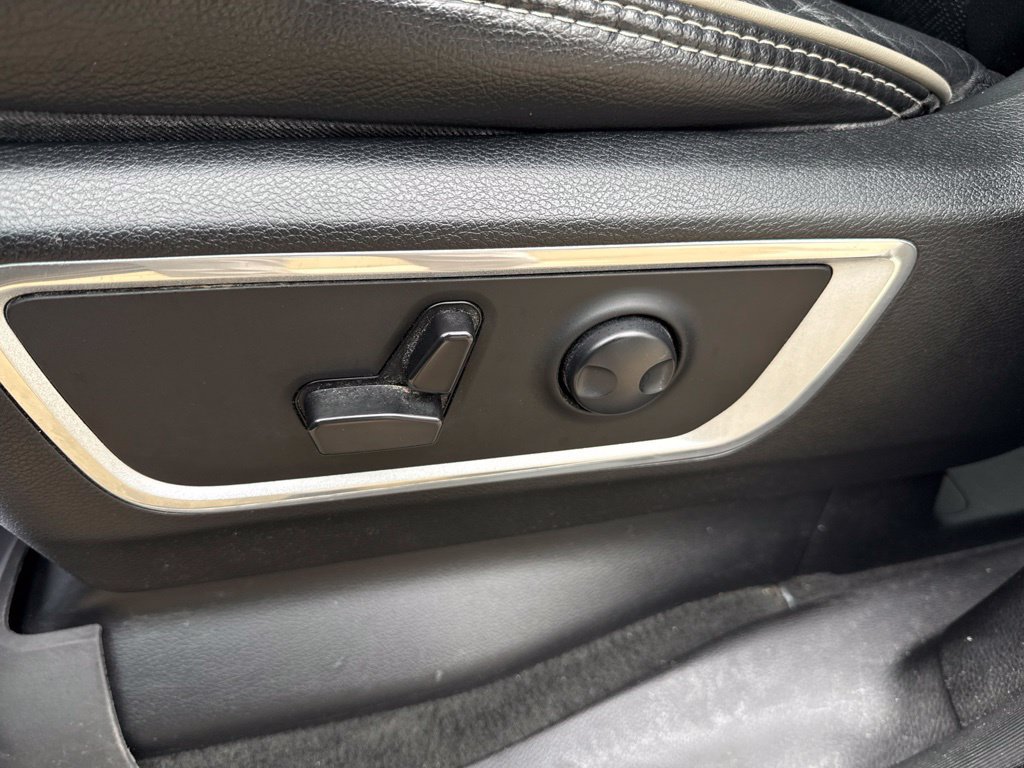Used 2024 RAM 1500 Laramie AWD/4WD image 29