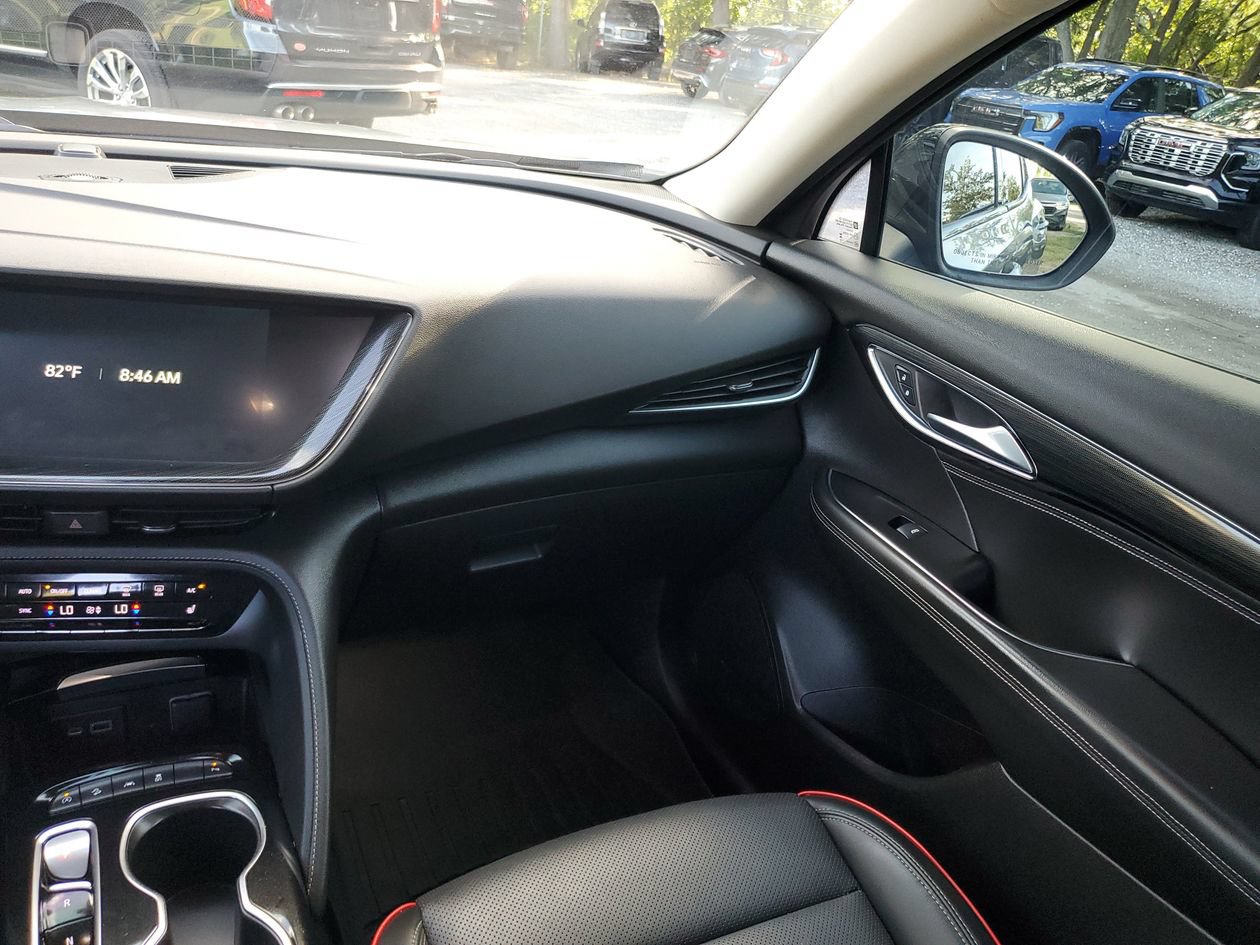 Used 2023 Buick Envision Essence w/ Sport Touring Package AWD/4WD image 15