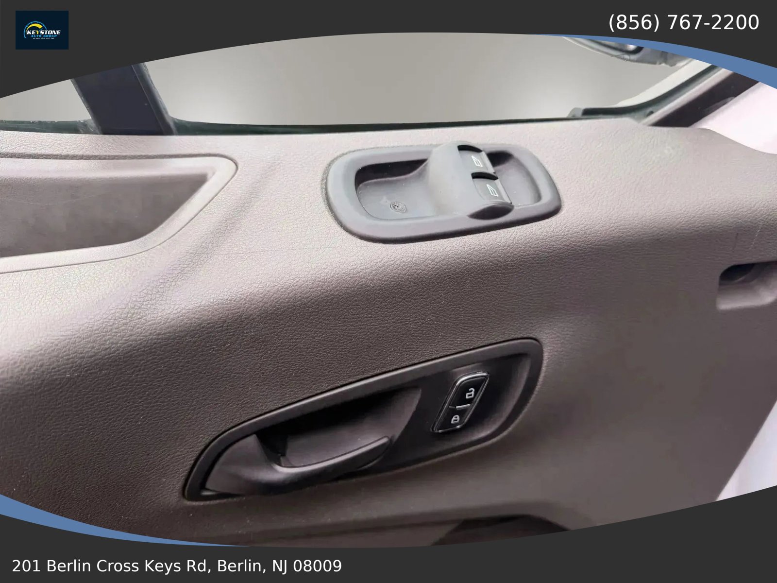 Used 2022 Ford Transit 250 148 High Roof AWD image 15