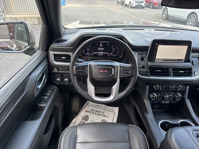Used 2023 GMC Yukon SLT image 30
