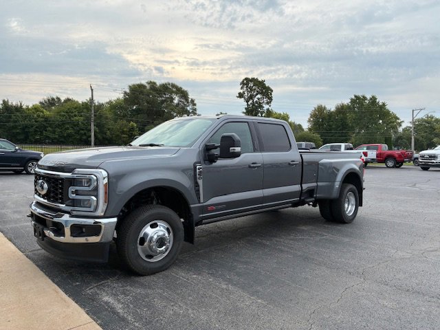 Used 2024 Ford F350 Lariat w/ Lariat Ultimate Package image 1
