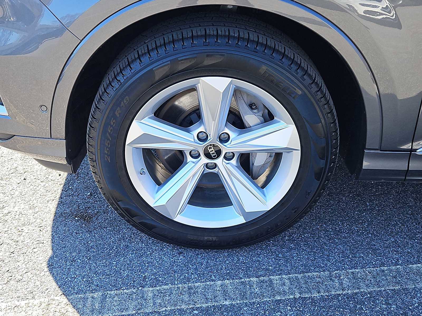 Certified 2023 Audi Q7 3.0T Premium w/ Convenience Package image 2