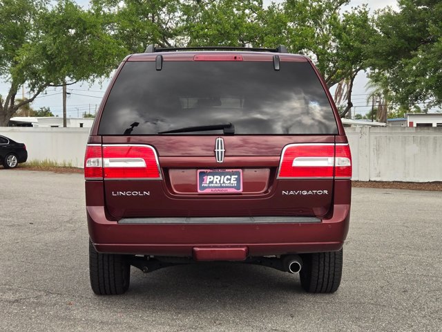 Used 2012 Lincoln Navigator 2WD image 7