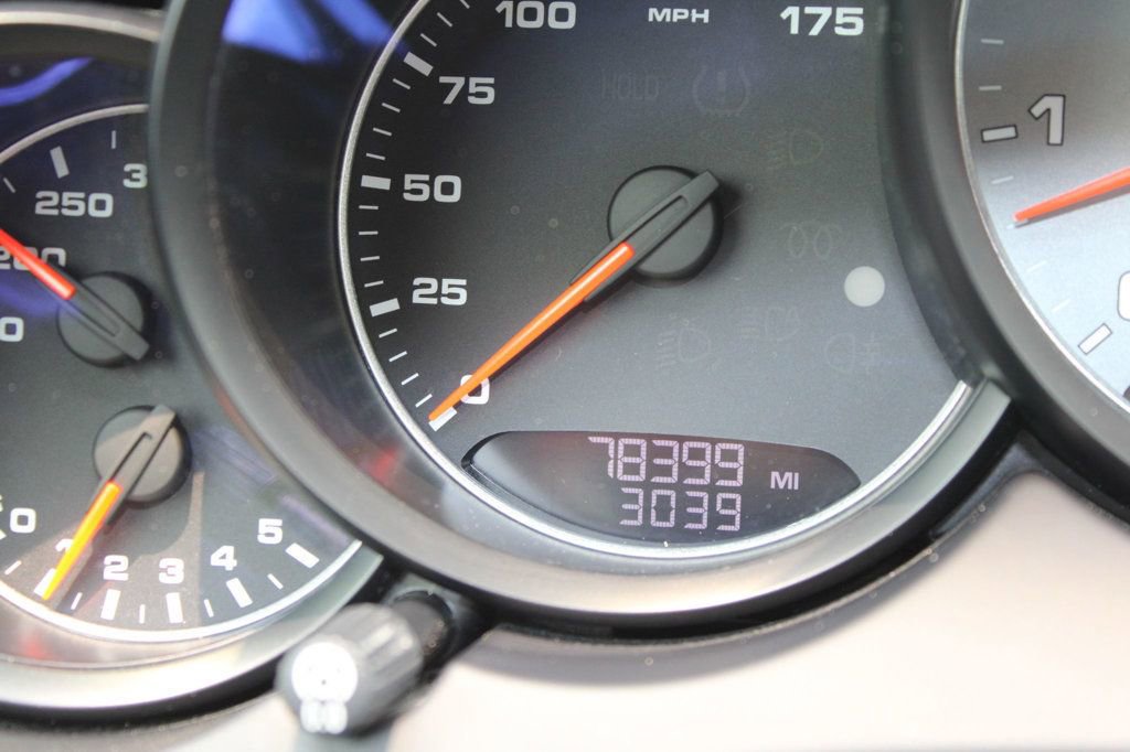 Used 2018 Porsche Cayenne S image 14