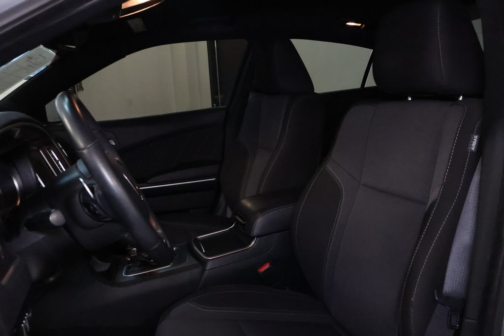 Used 2020 Dodge Charger SXT AWD/4WD image 13