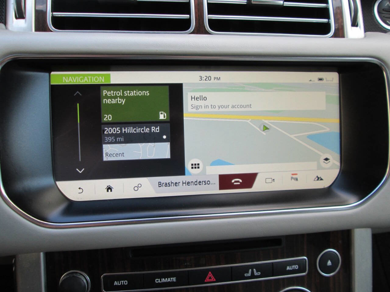 Used 2017 Land Rover Range Rover Supercharged image 6