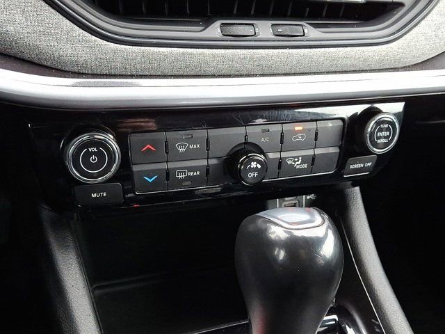 Certified 2022 Jeep Compass Latitude image 19