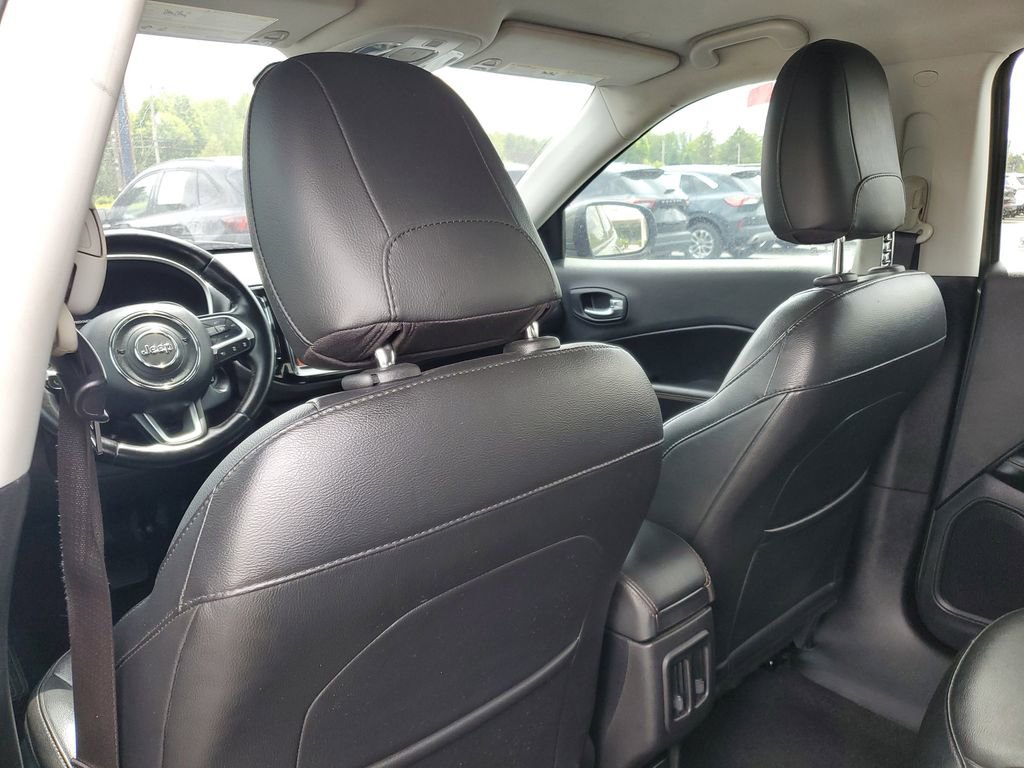Used 2021 Jeep Compass Limited FWD image 29