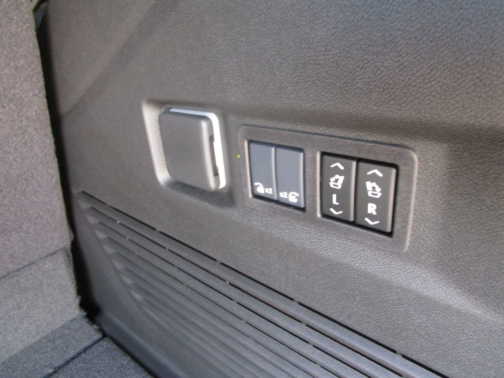 New 2026 Chevrolet Tahoe RST w/ Comfort Package RWD image 15