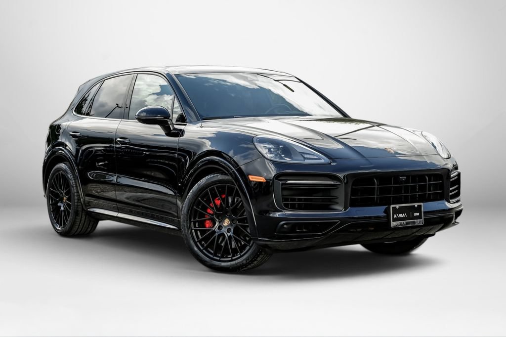 Used 2022 Porsche Cayenne GTS AWD/4WD image 4