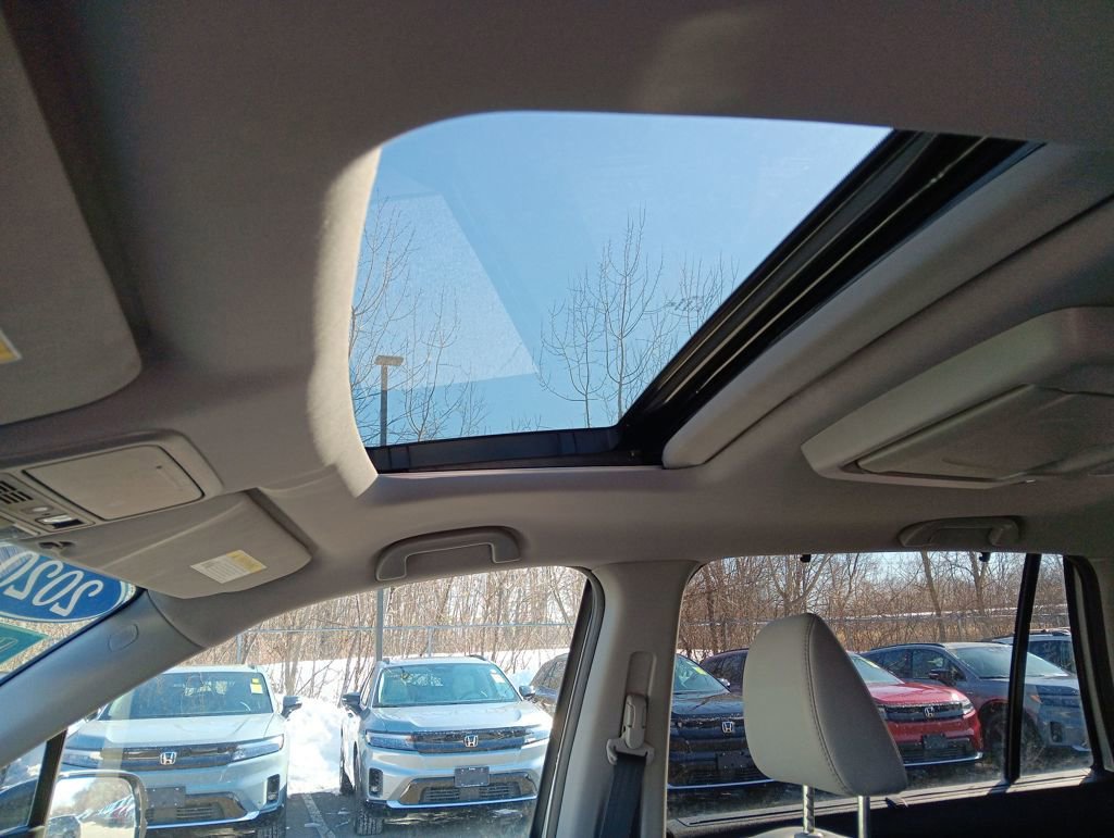 Used 2020 Honda Pilot Touring image 25