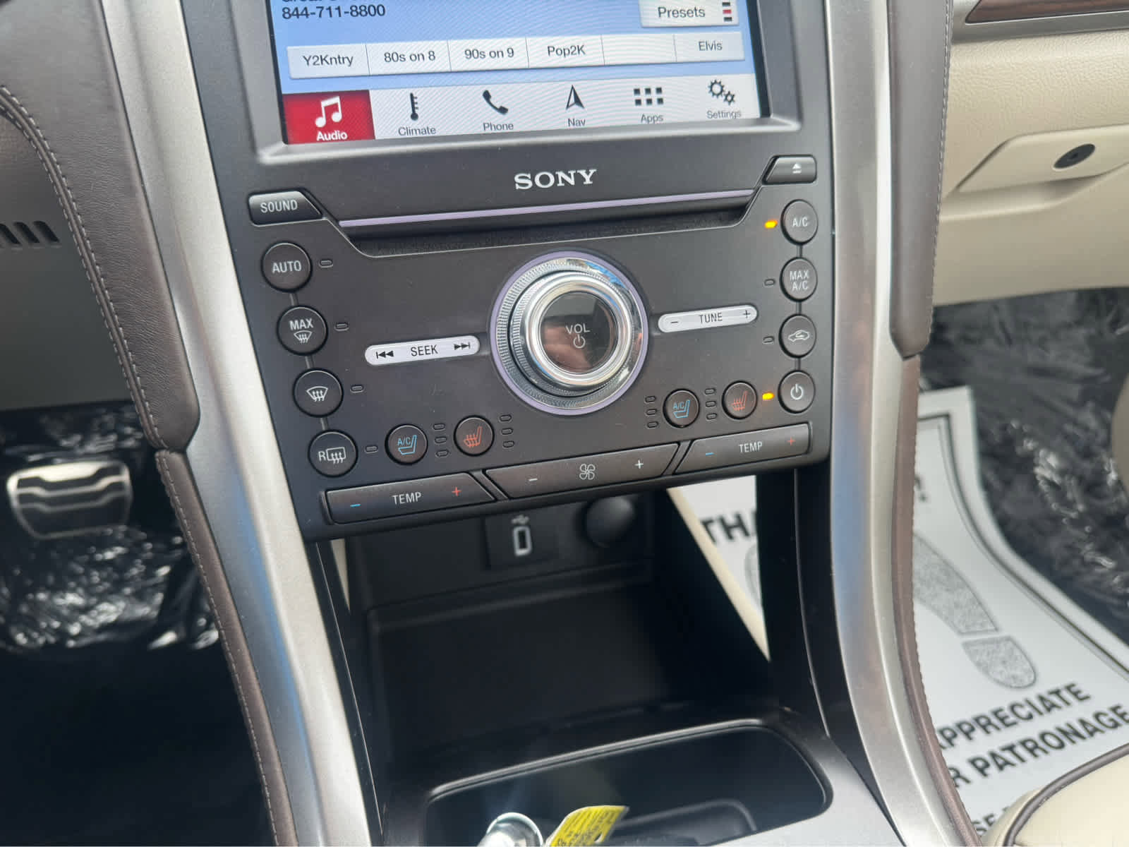 Used 2018 Ford Fusion Platinum FWD image 26