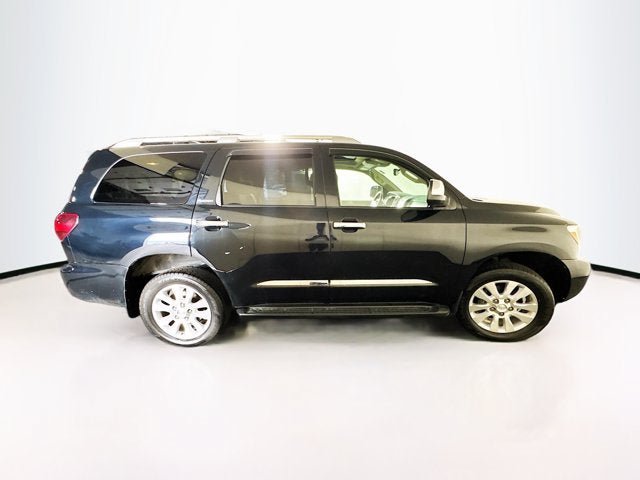 Used 2019 Toyota Sequoia Platinum AWD/4WD image 4