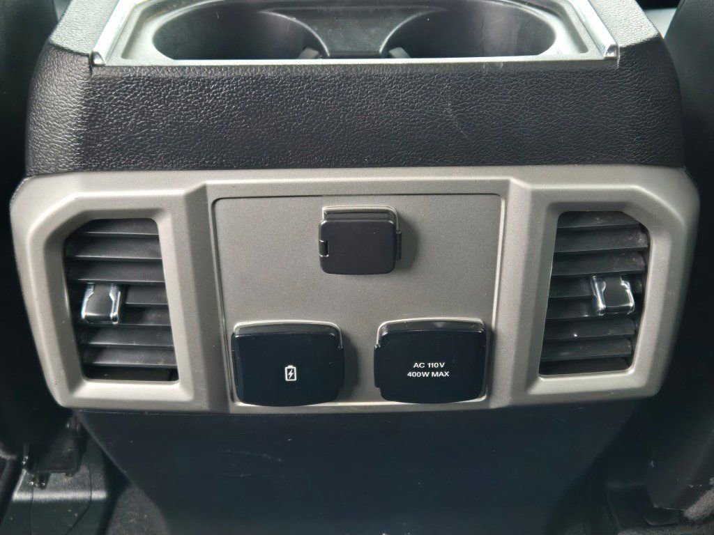 Used 2019 Ford F250 Lariat image 17