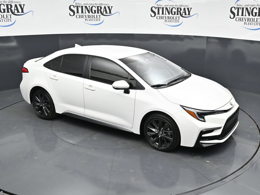 Used 2025 Toyota Corolla SE FWD image 21