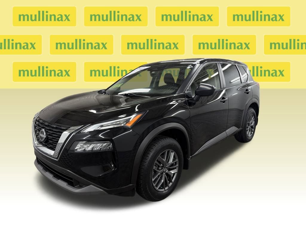 Used 2023 Nissan Rogue S image 14