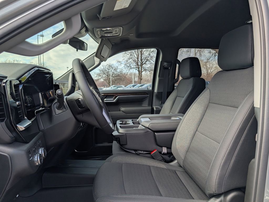 New 2026 GMC Sierra 1500 SLE image 5