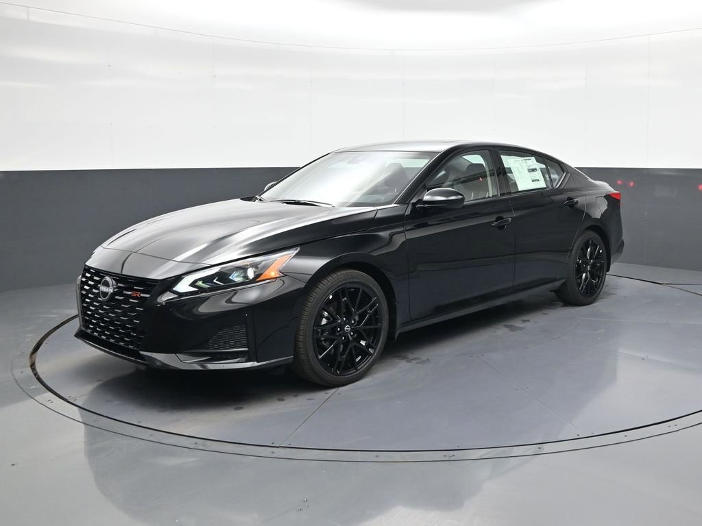 New 2026 Nissan Altima 2.5 SR FWD image 3