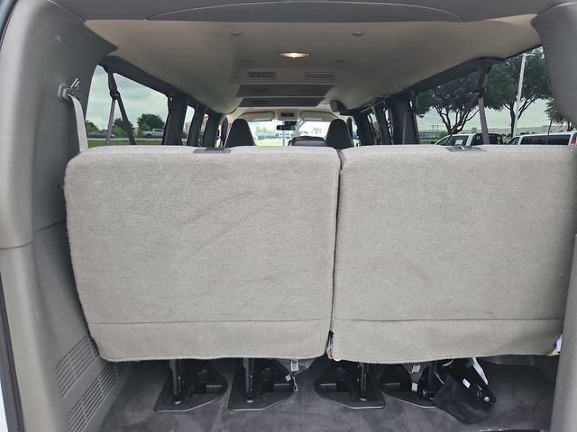Used 2025 GMC Savana 3500 LT w/ LT Preferred Equipment Group RWD image 19