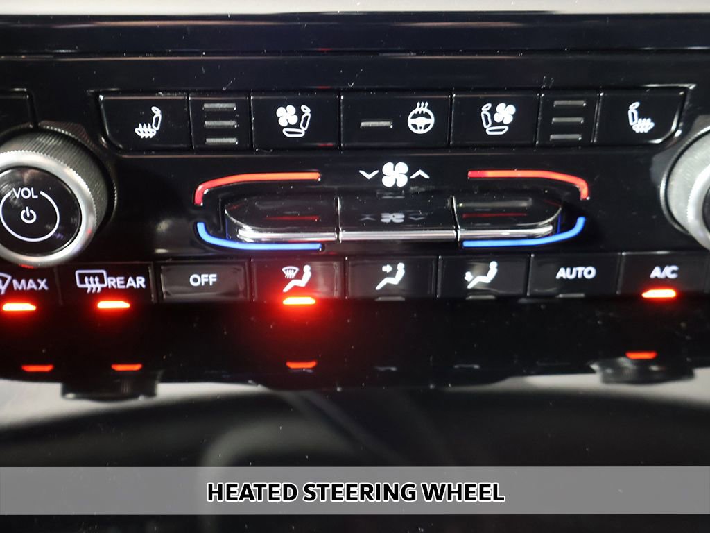 Used 2023 Jeep Grand Cherokee Summit image 11