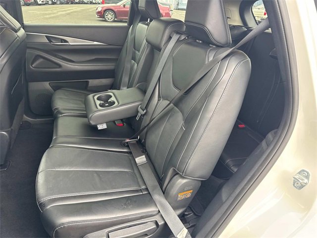 Used 2024 INFINITI QX60 Luxe image 17