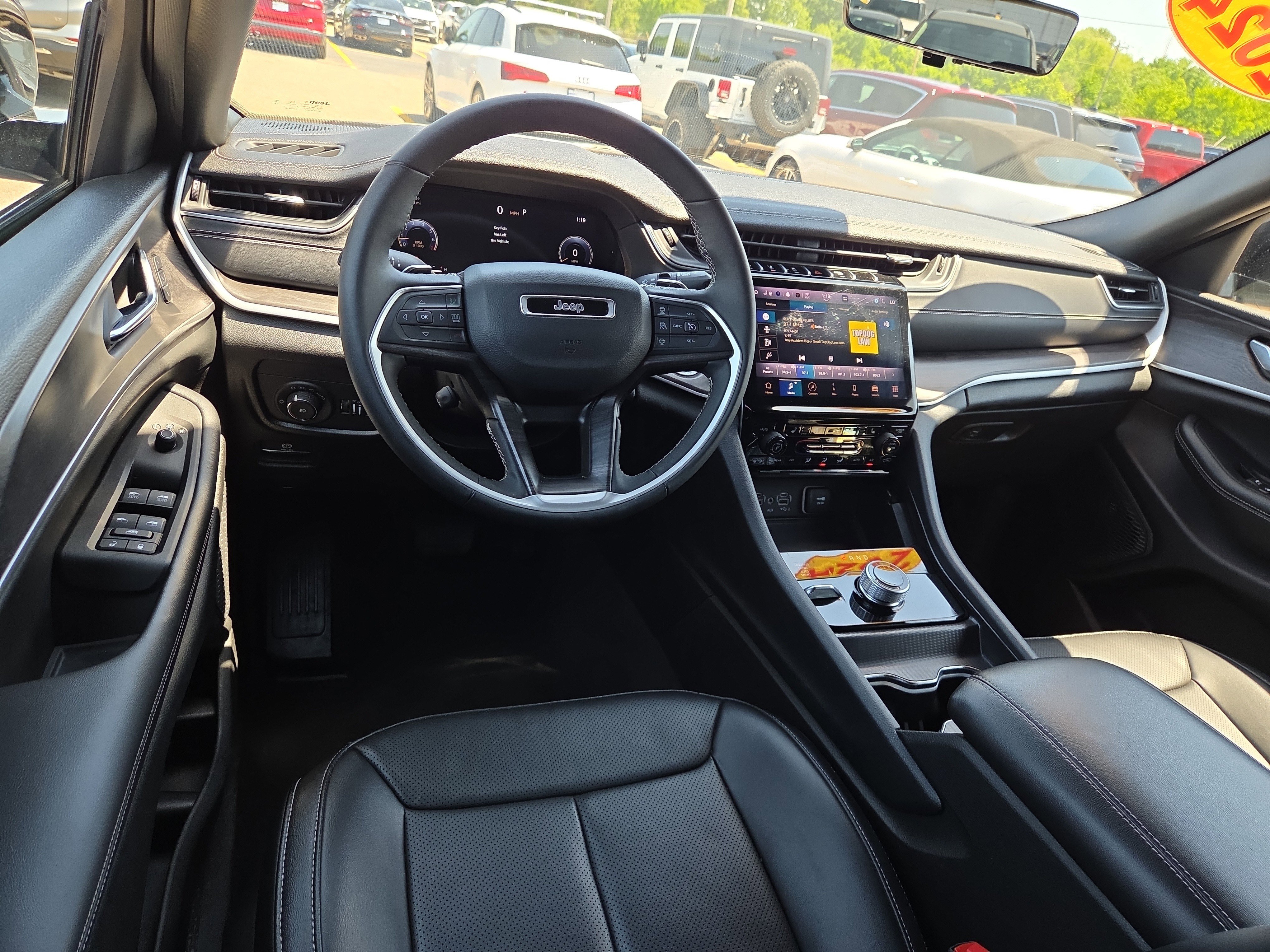 Used 2024 Jeep Grand Cherokee L Limited w/ Luxury Tech Group II image 8