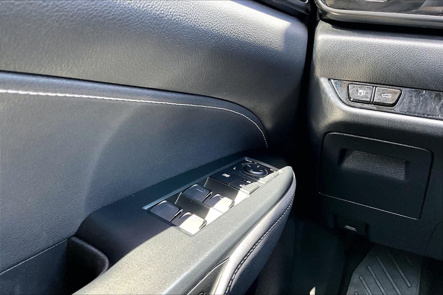 Certified 2026 Lexus NX 350 AWD w/ Accessory Package (Z1) image 36