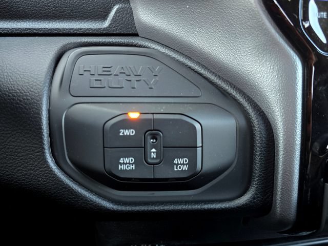 New 2026 RAM 3500 Big Horn AWD/4WD image 16
