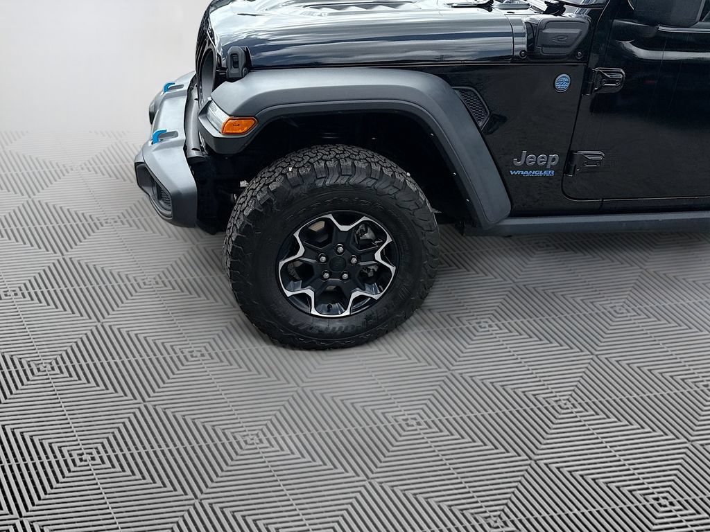 Used 2022 Jeep Wrangler Unlimited Rubicon 4xe w/ Cold Weather Group AWD/4WD image 9