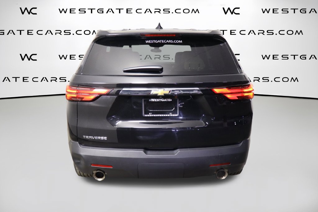 Used 2023 Chevrolet Traverse LS FWD image 4