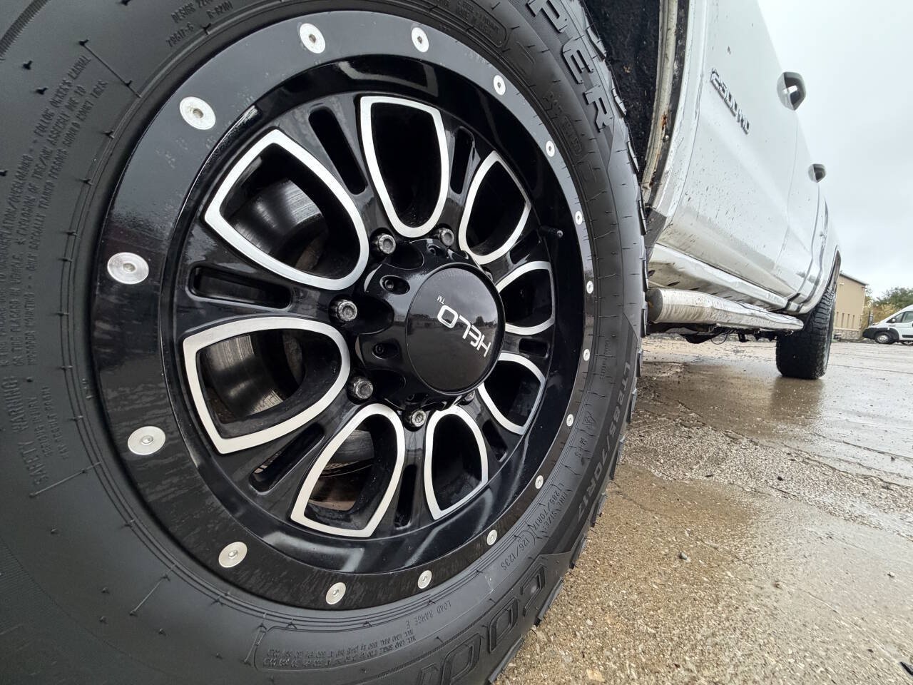Used 2018 Chevrolet Silverado 2500 W/T w/ WT Convenience Package AWD/4WD image 3