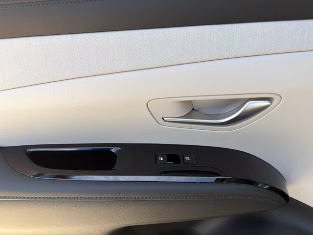 New 2026 Hyundai Tucson Limited AWD/4WD image 32