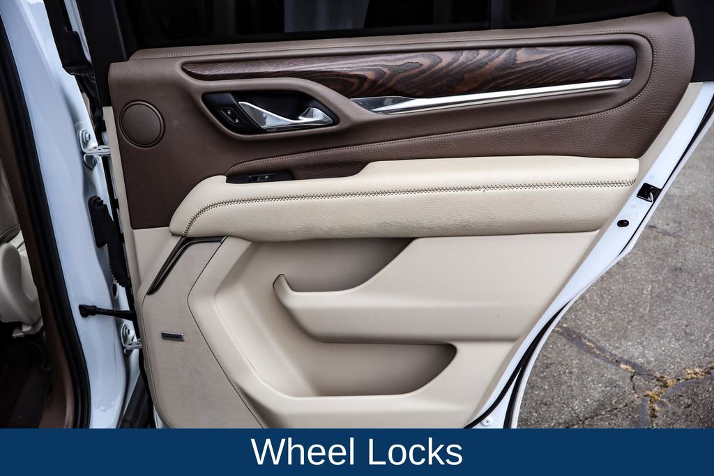 Used 2021 GMC Yukon Denali w/ Denali Premium Package image 41