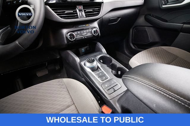 Used 2022 Ford Escape SE w/ Convenience Package FWD image 9