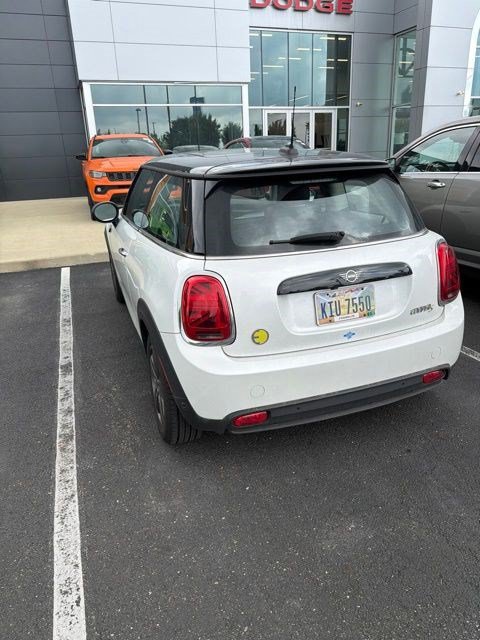 Used 2024 MINI Cooper SE FWD image 7