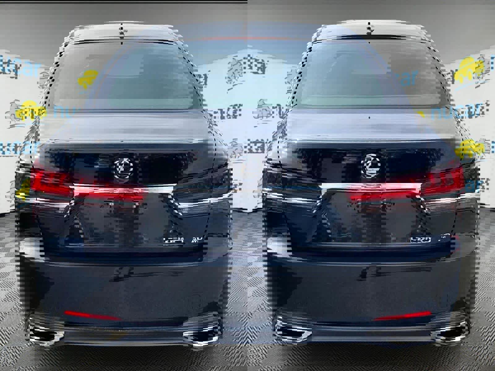 Used 2019 Lexus LS 500 AWD image 3