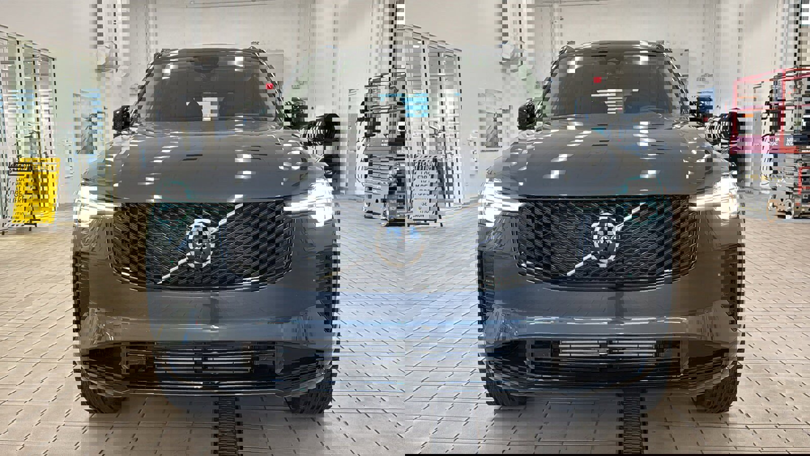 New 2026 Volvo XC90 T8 Ultra w/ Protection Package Premier image 10