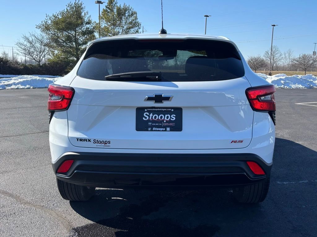 Used 2024 Chevrolet Trax RS w/ Driver Confidence Package image 6
