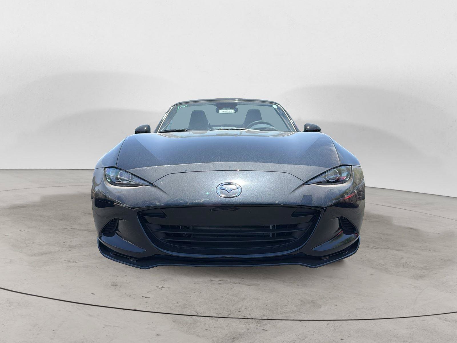 New 2026 MAZDA MX-5 Miata Club w/ Interior Package RWD image 2