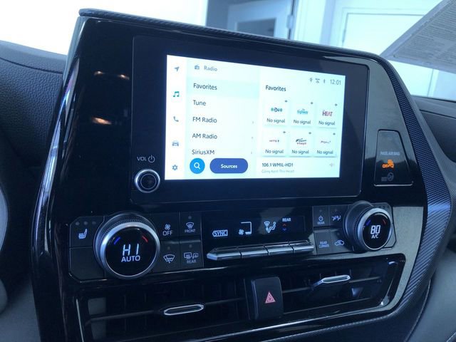 Used 2023 Toyota Highlander XSE image 31