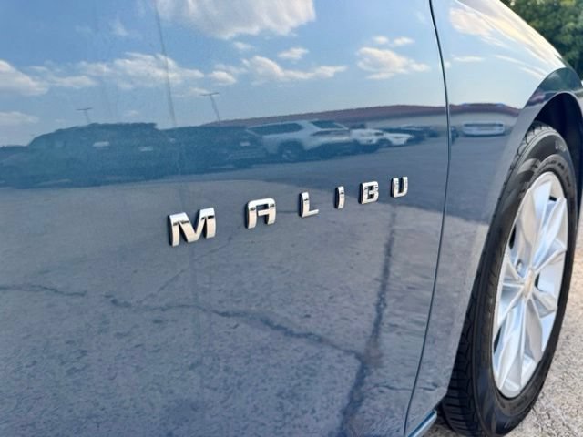 Used 2025 Chevrolet Malibu LT FWD image 12