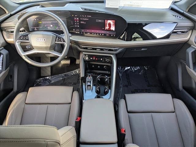 Certified 2025 Audi Q5 Premium Plus w/ Premium Plus AWD/4WD image 14